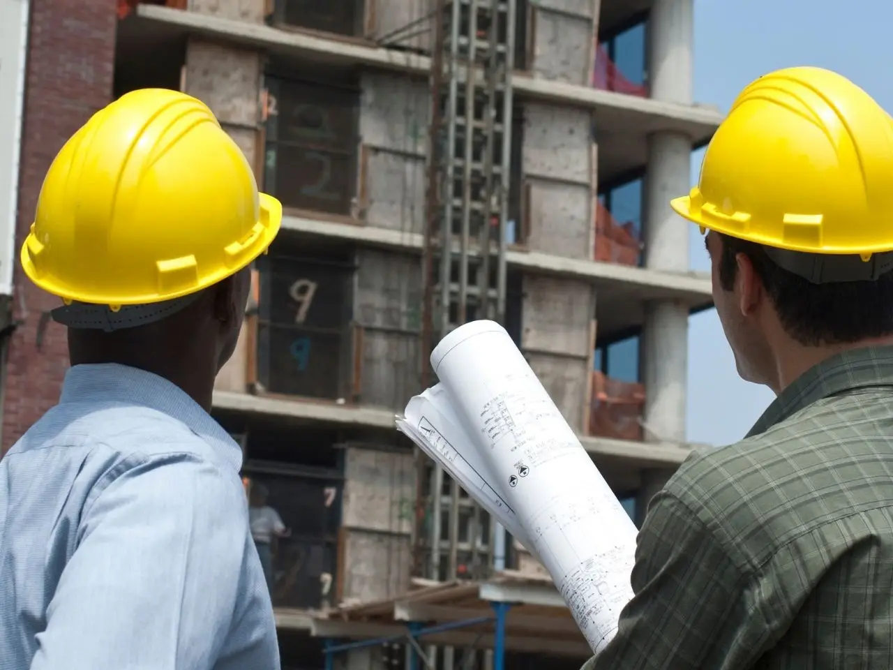 5 Questions to Ask Before Hiring a Commercial Contractor